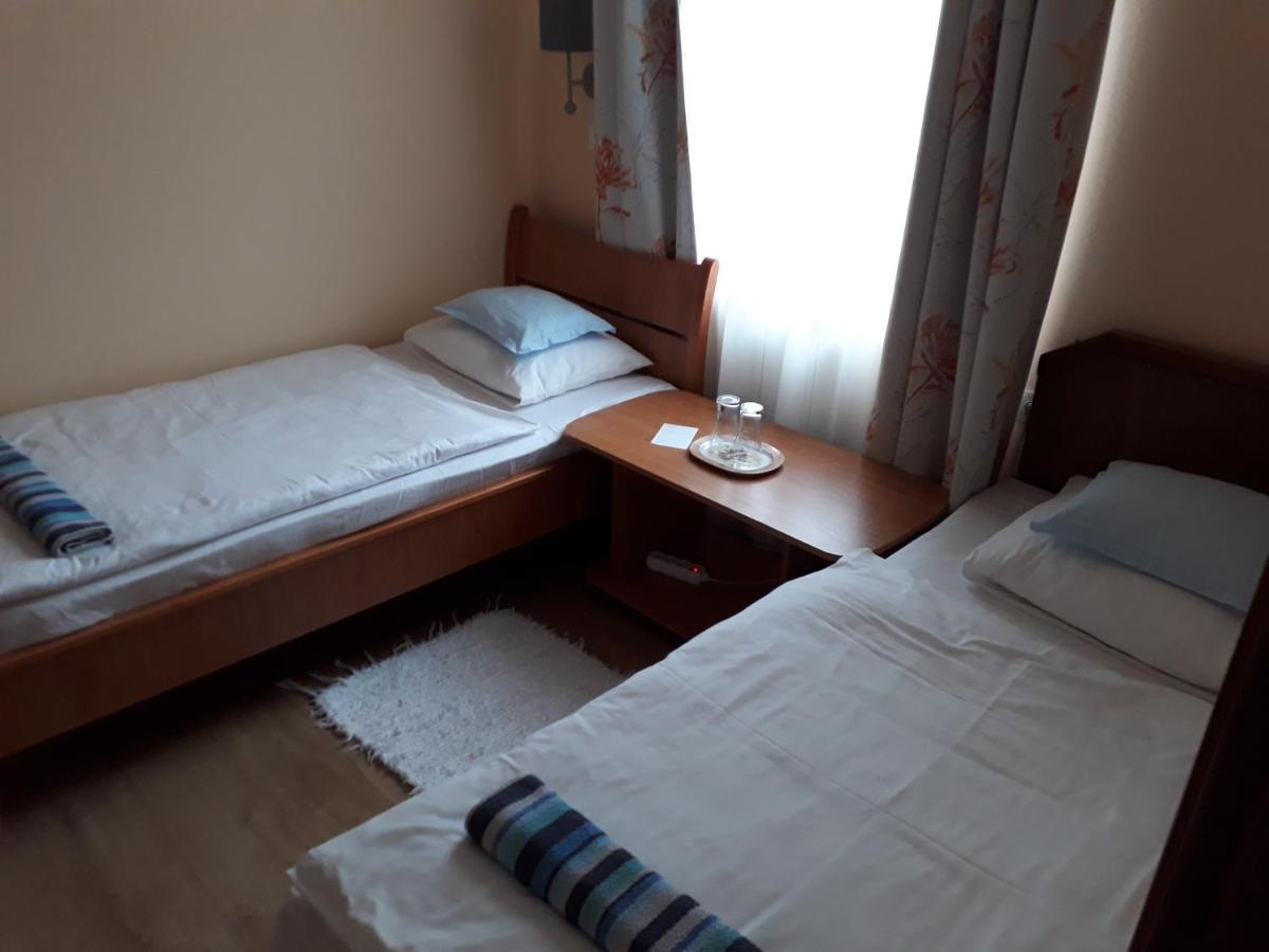 Bed and Breakfast Szilvia Panzio Дьомаэндрёд Экстерьер фото