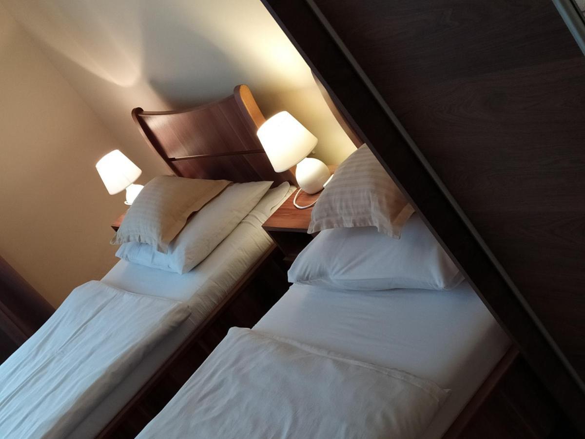 Bed and Breakfast Szilvia Panzio Дьомаэндрёд Экстерьер фото
