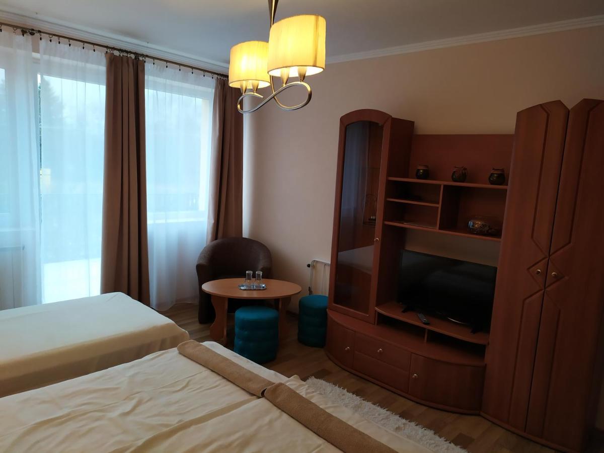 Bed and Breakfast Szilvia Panzio Дьомаэндрёд Экстерьер фото