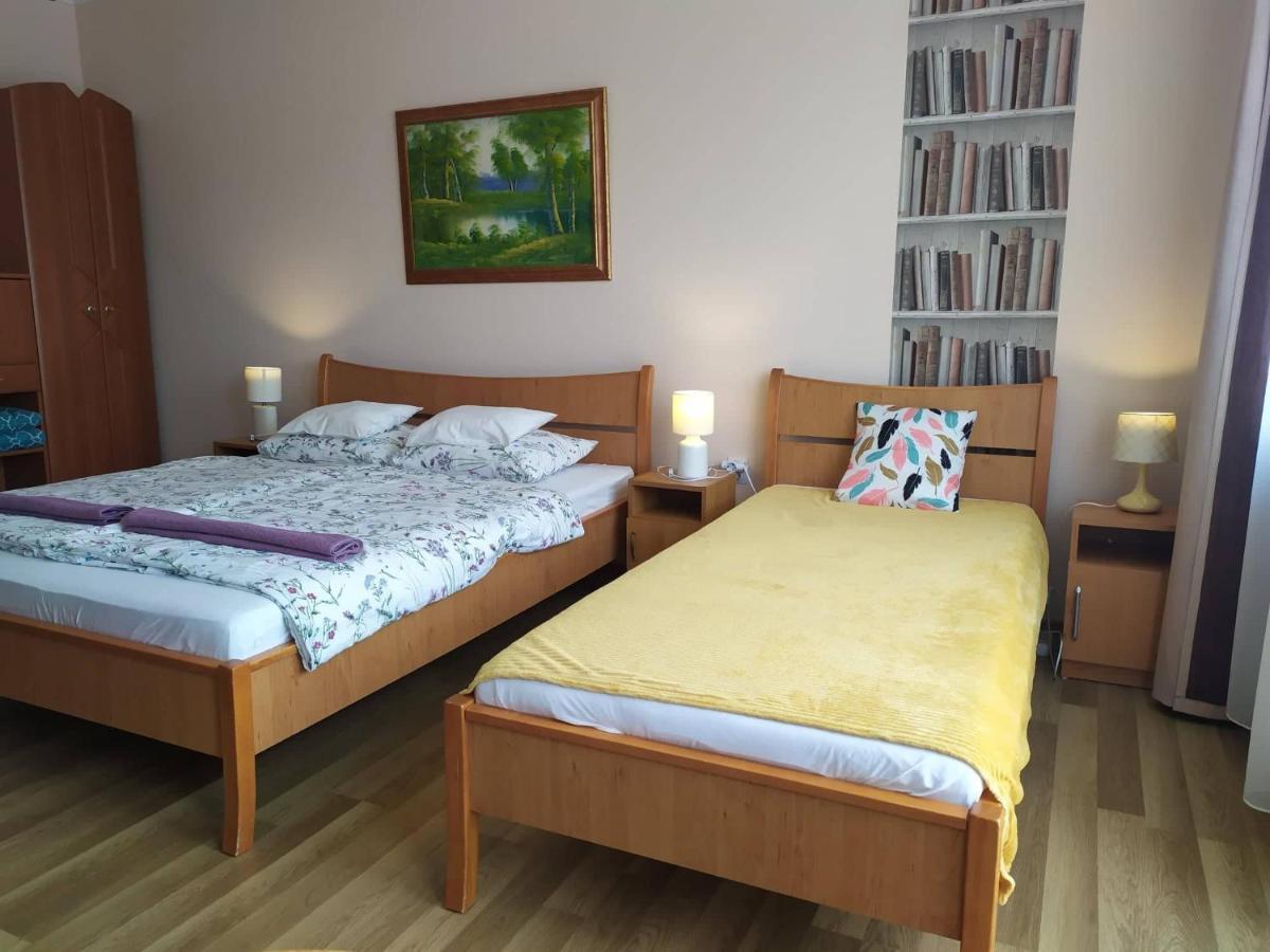 Bed and Breakfast Szilvia Panzio Дьомаэндрёд Экстерьер фото